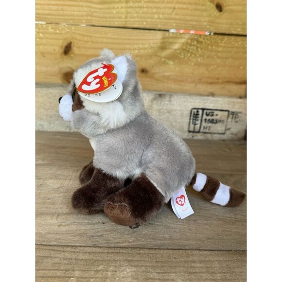 Super Cute! Ty‎ Beanie Baby Bandit The Raccoon 6" - Picture 4 of 11